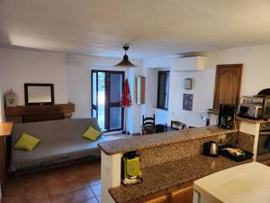 Appartements Deux pieces tout confort Monacia d-Aullene : photos des chambres