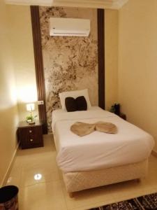 Nb Nfr Pyramids Inn