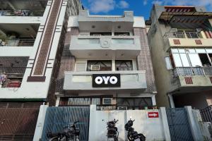 Super Hotel O KHANNA'S HOTEL - Hoteller, Ghaziabad