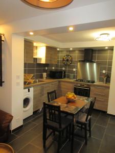 Maisons de vacances Villa Marylou : Chalet 2 Chambres