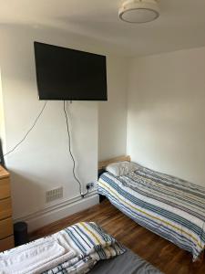 Relax & Chill - Crystal Palace