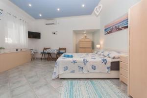 Holiday house with a parking space Stanici, Omis - 24285