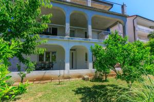 Apartments with parking space Selce, Crikvenica - 24323