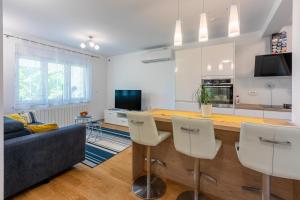 Apartments with parking space Selce, Crikvenica - 24323