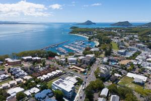 Paradiso on the Marina