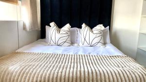 Festive Jozi December Travel with Fast Internet