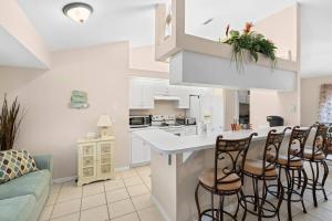 Villa Seas the Day - Heated Pool & Private