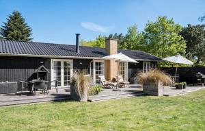 3 Bedroom Awesome Home In Nykøbing Sj