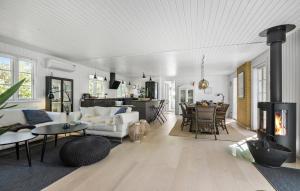 3 Bedroom Awesome Home In Nykøbing Sj