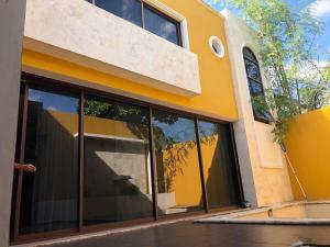 Beautiful House in Prado Norte, Jhonnis House!