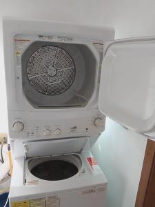 Mía Hermosa Balconies E202