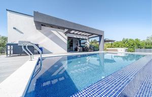 Beautiful Home In Lumbarda