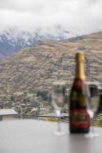 Family Size Holiday Home With Remarkable Views & Sauna, Close to Town