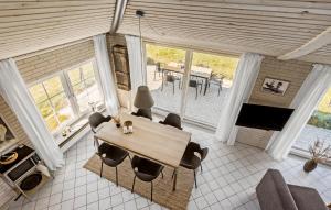 Cozy Home In Knebel With Wifi