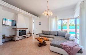 Pet Friendly Home In Buje 