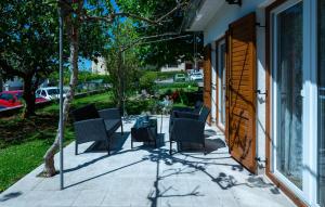 3 Bedroom Cozy Home In Zminj