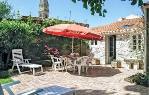 Maisons de vacances Lovely Home In Talmont De St Hilaire : photos des chambres