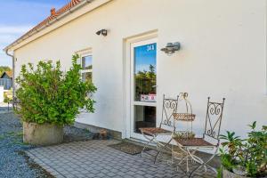 Stunning Home In Ebeltoft With 2 Bedrooms And Internet