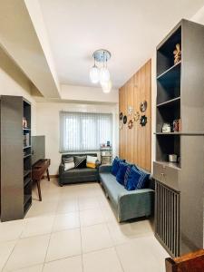 Spacious Comfort Charm