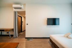 Tropical House - New Apartment at Delasol