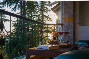 Alaya Stays Hill Top Farmstead Heritage 3 BHK English-Style Villa With Balcony, Gazebo