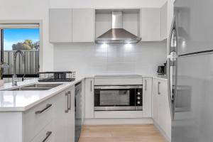 Modern Coastal Retreat in Aldinga Beach Just Steps from the Shore