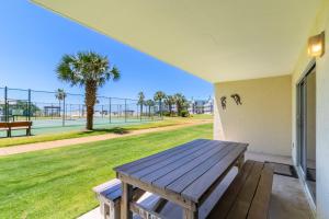 Plantation Palms 6103