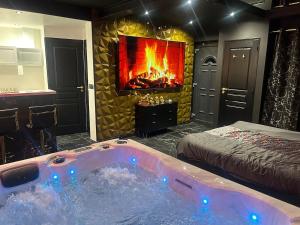 Villas Love Room, La Parenthese Toulon : photos des chambres