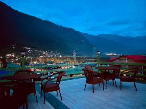 Hotel Aerovista - Best Selling Centrally Heated Hotel Near Mall Road Manali