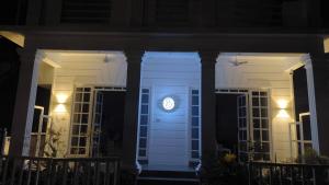 Beautiful Beach house for a peaceful stay.