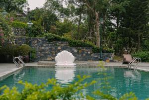 The Serenity 4Brs Villa Golf Course Tam Dao by SSens Homes