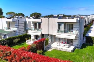 Modern Villas at Perla Resort