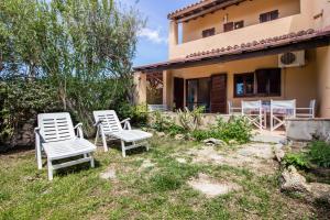 GuestHost - Oasis with Garden, Pool and WiFi img5