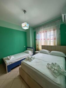 SeaView Apartmet Vladimir Sarande