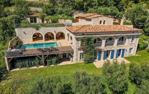 Le Mas d'Azur - Villa d'exception avec vue panoramique sur la Baie des Anges - 3hvězdičkové hotely ve městě Tourrettes-sur-Loup