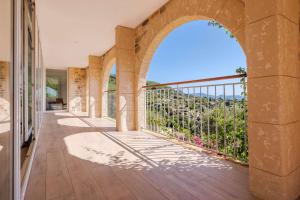 Le Mas dAzur - Villa dexception avec vue panoramique sur la Baie des Anges