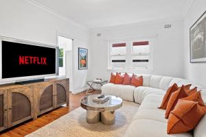 Designer 3BR Flat Close to Bondi