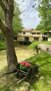 Sejours a la campagne Gite le Moulin Samsara : photos des chambres