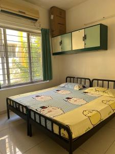 A 3bhk flat in Nungambakkam near Apollo hospital