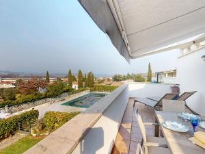 Appartamento Gloria by Bookinggardalake