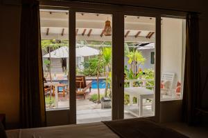 Phòng Giường Đôi Có Ban Công (Double Room with Balcony)