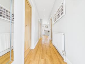 Delabere Road Bishops Cleeve Free Parking WiFi