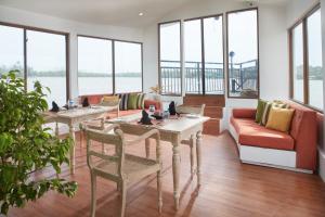 Houseboats by DAE - Colombo