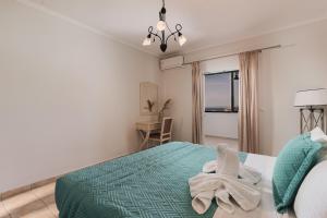 St Nicholas Tsilivi Apts by "elite"