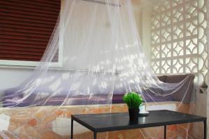 The Beach White House