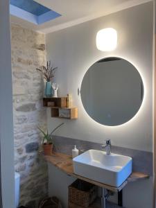 Maisons de vacances Le petit chai classe de tourisme 3 etoiles hyper centre La Tremblade : photos des chambres