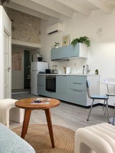 Maisons de vacances Le petit chai classe de tourisme 3 etoiles hyper centre La Tremblade : photos des chambres