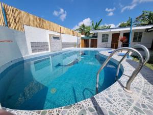 Casa Victoria, Private Pool, Los Banos