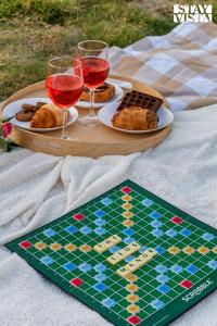 StayVista at The Leos Manor with Bonfire, Pool