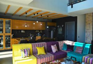 Villa With Private Pool & Garden